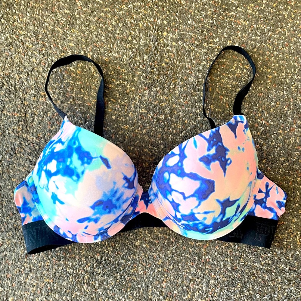 VS Pink Bra